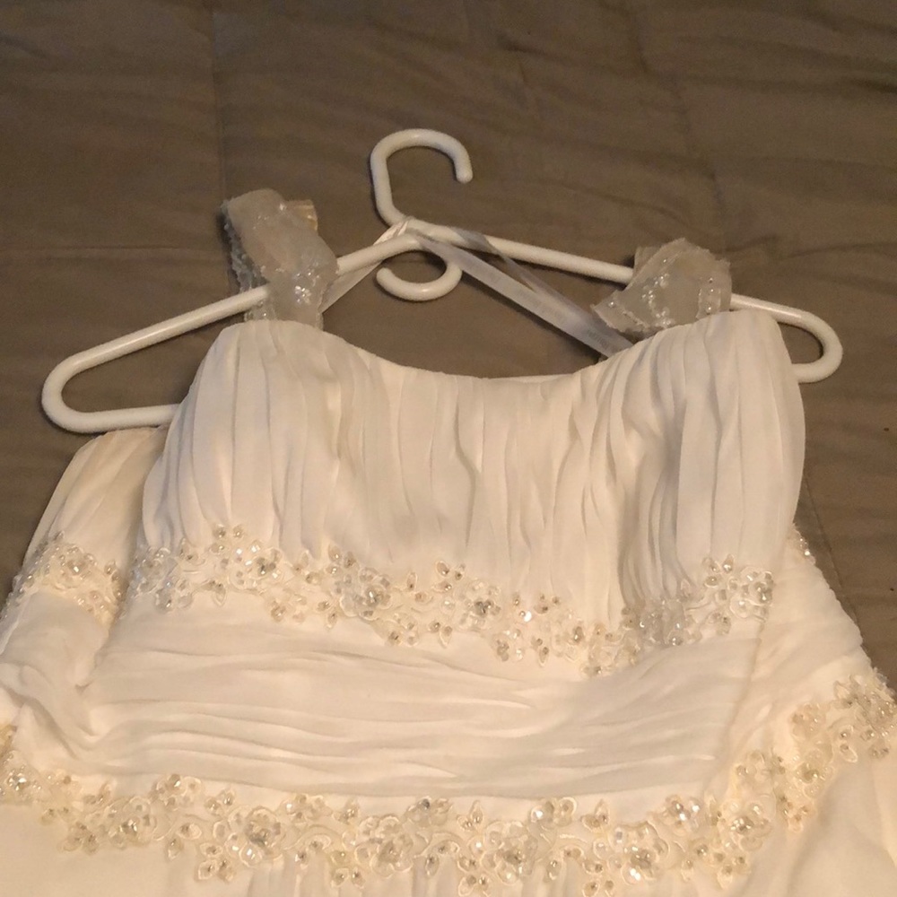 DAVIDS BRIDAL DRESS